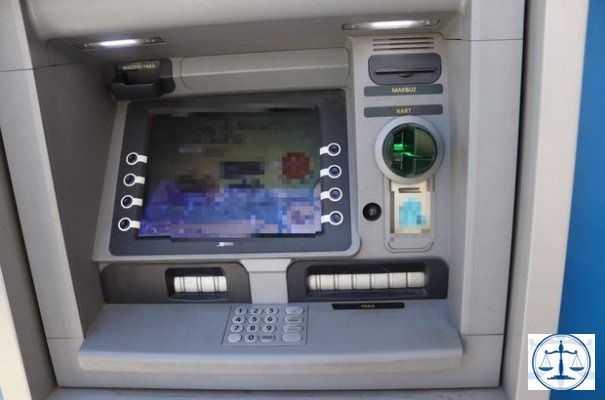 ATM'lere düzenek: Suçüstü yakalandılar